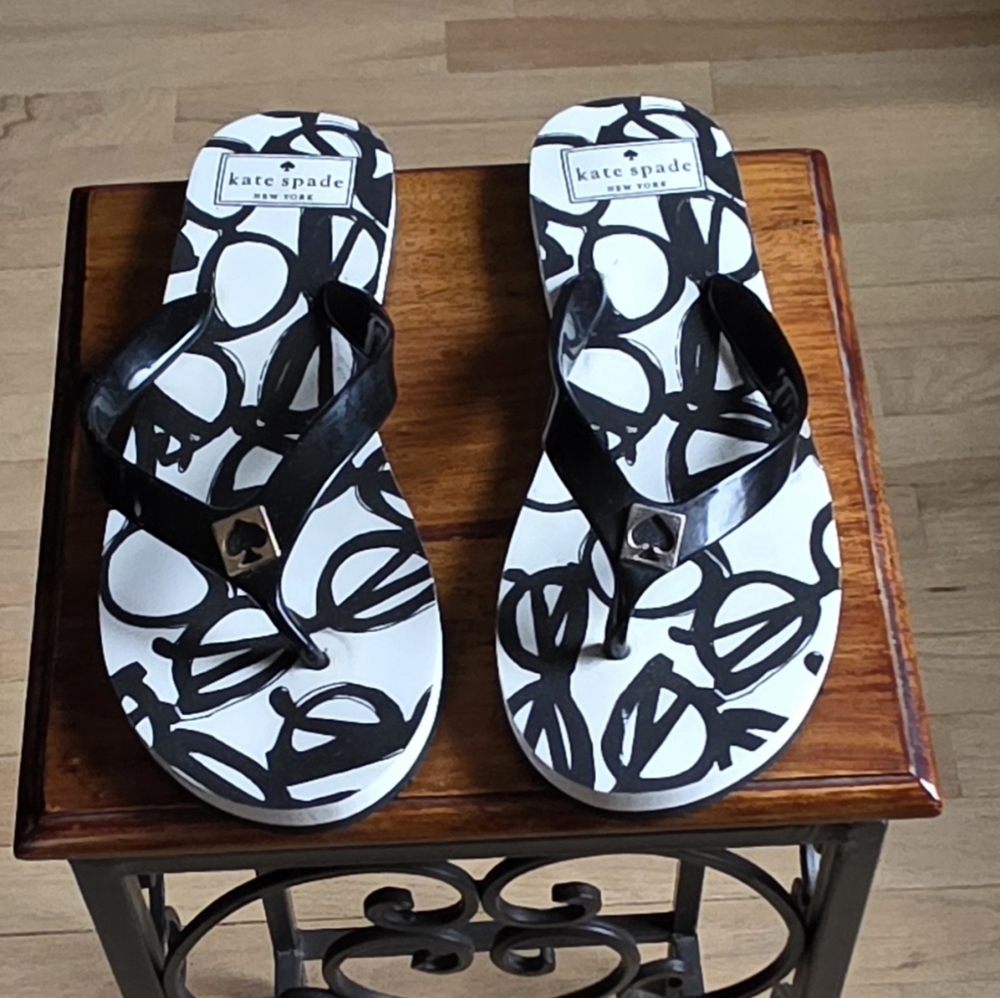 Kate Spade Black and White Flip Flops
